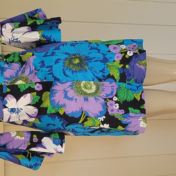 TRINA TURK WINNIE BELL SLEEVED DRESS - Picture 12 of 16